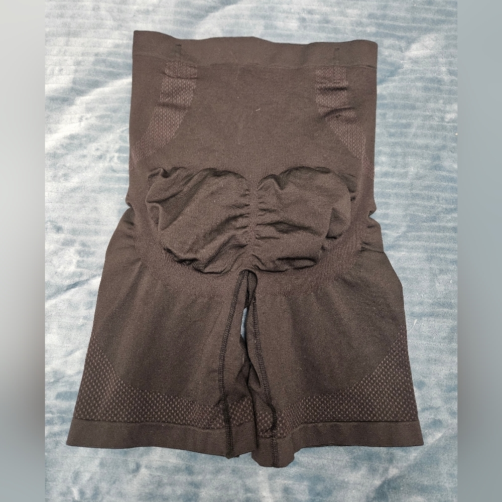 Shapermint Essentials Shaper Shorts! - image 2